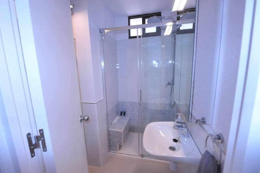 Atico Apartamento Loft Playa Victoria กาดิซ ภายนอก รูปภาพ
